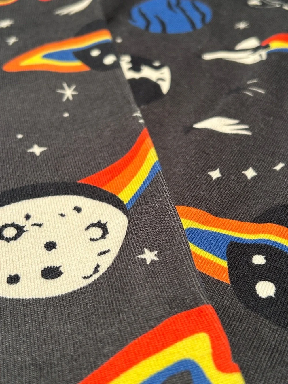 Hanna Andersson Black Kids Space Pajama Set with Rainbow Accents - Picture 4 of 4